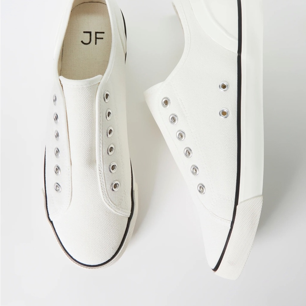 Chill Out Slip On Sneaker